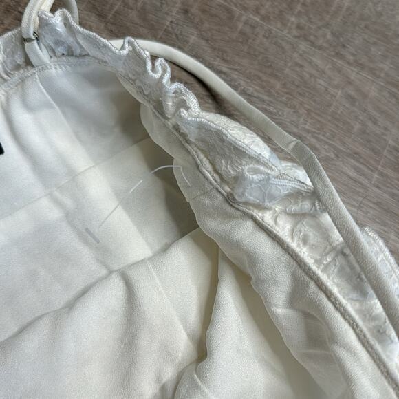 NWOT NBD REVOLVE White Floral Eyelet Spaghetti Strap Mini Dress Women’s - Picture 4 of 11